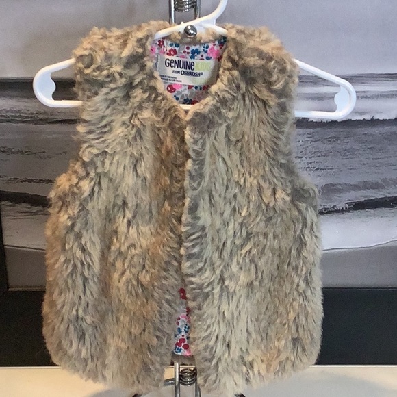 OshKosh B'gosh Other - OshKosh Genuine Kids Faux Fur Brown Cream Vest Size 2T